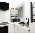 Apartamento amarillo en Atocha